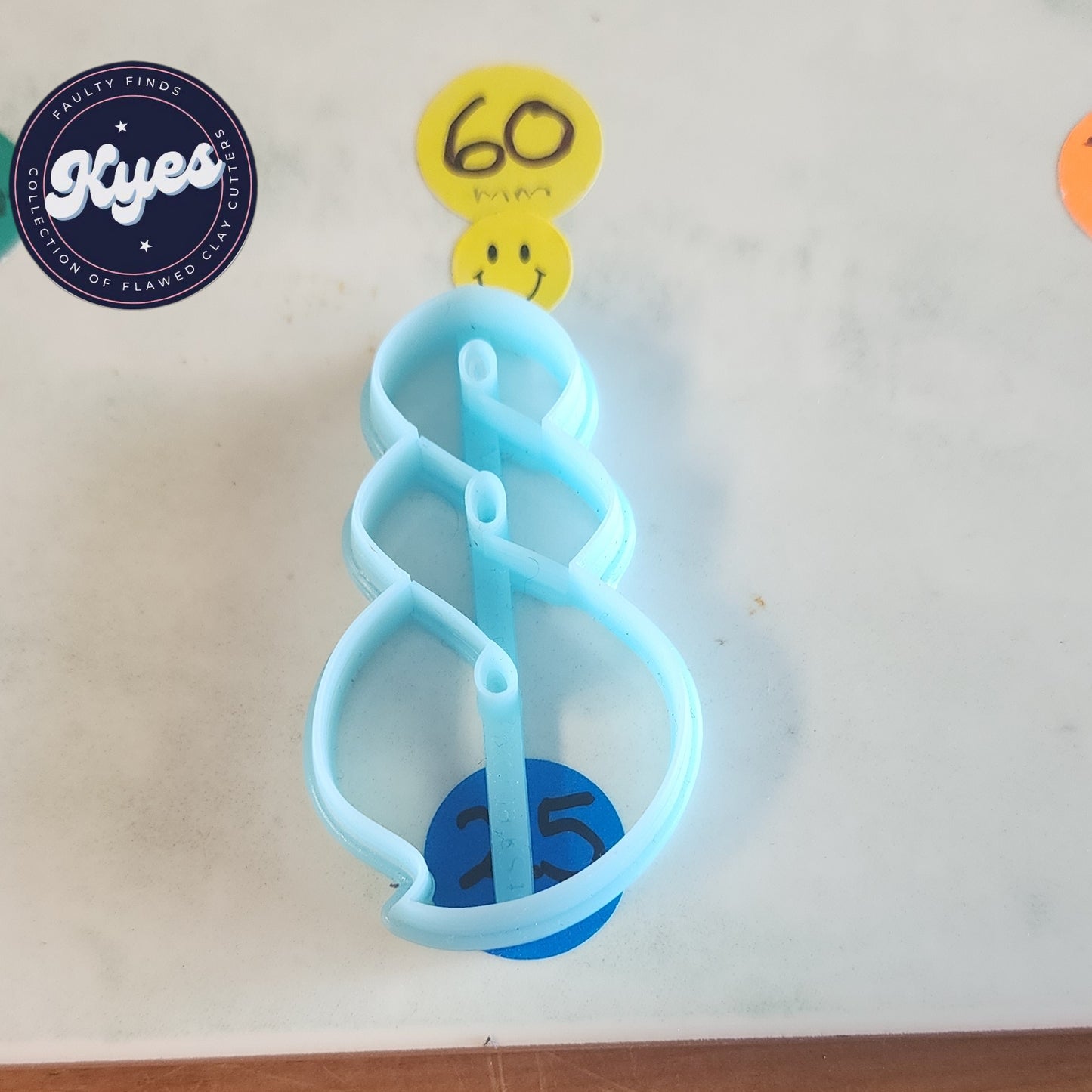 Kyes faulty finds pikorou twist ks 49 60 mm