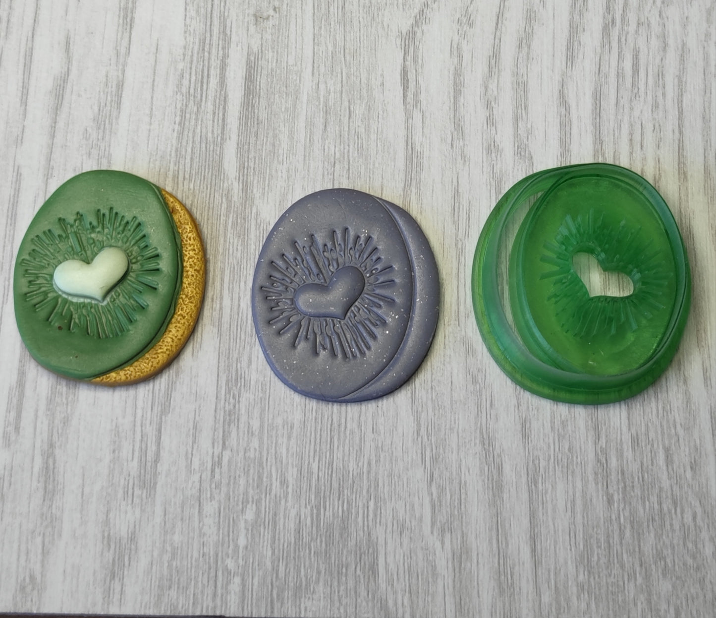 Kiwifruit Embossed Cutter KDF