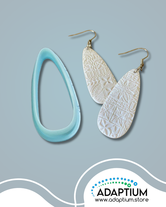 Teardrop shaped polymer clay cutter