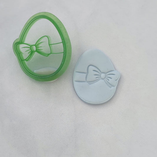 Easter Egg  EMBOSSED bow 35mm cutter